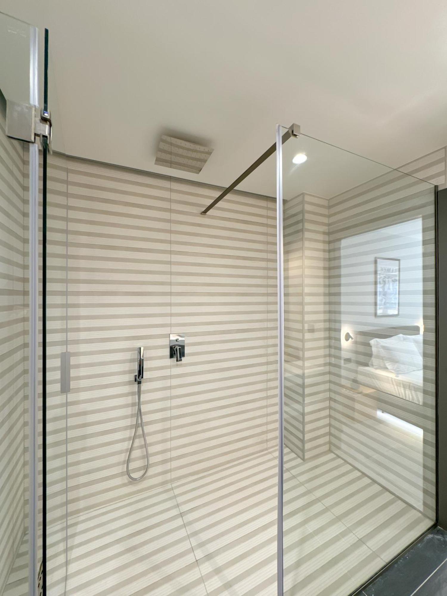 Luxury Downtown Apartment Α5 Szaloniki Kültér fotó